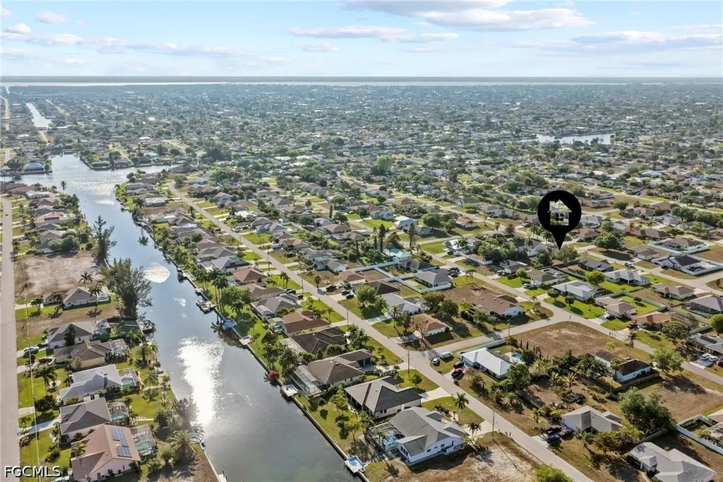 309 SE 18th Street Cape Coral FL 33990