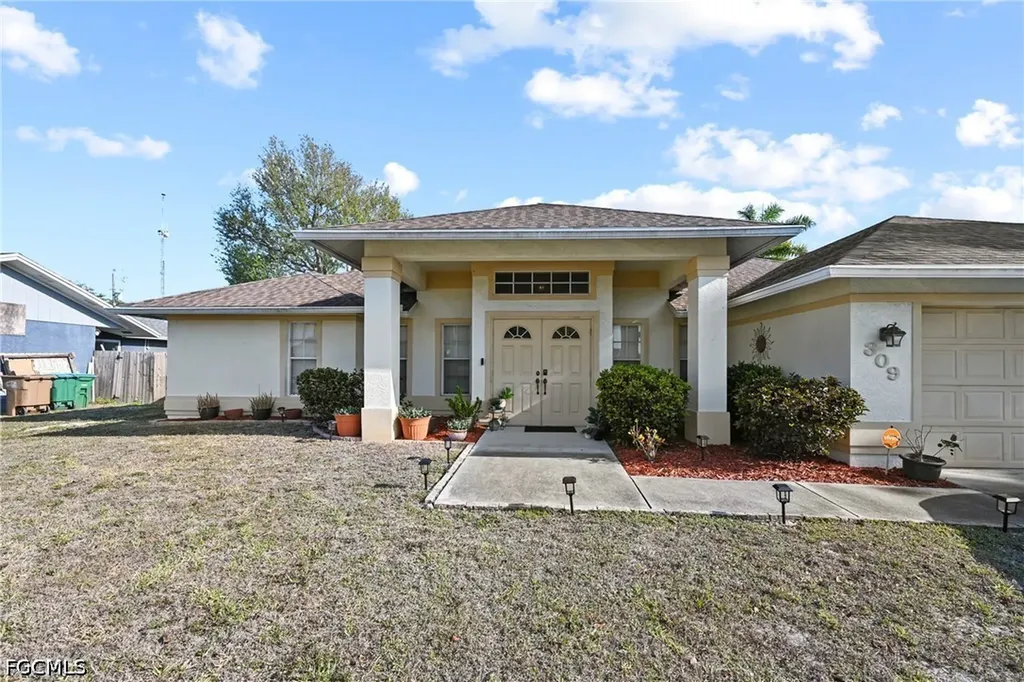 309 SE 18th Street Cape Coral FL 33990