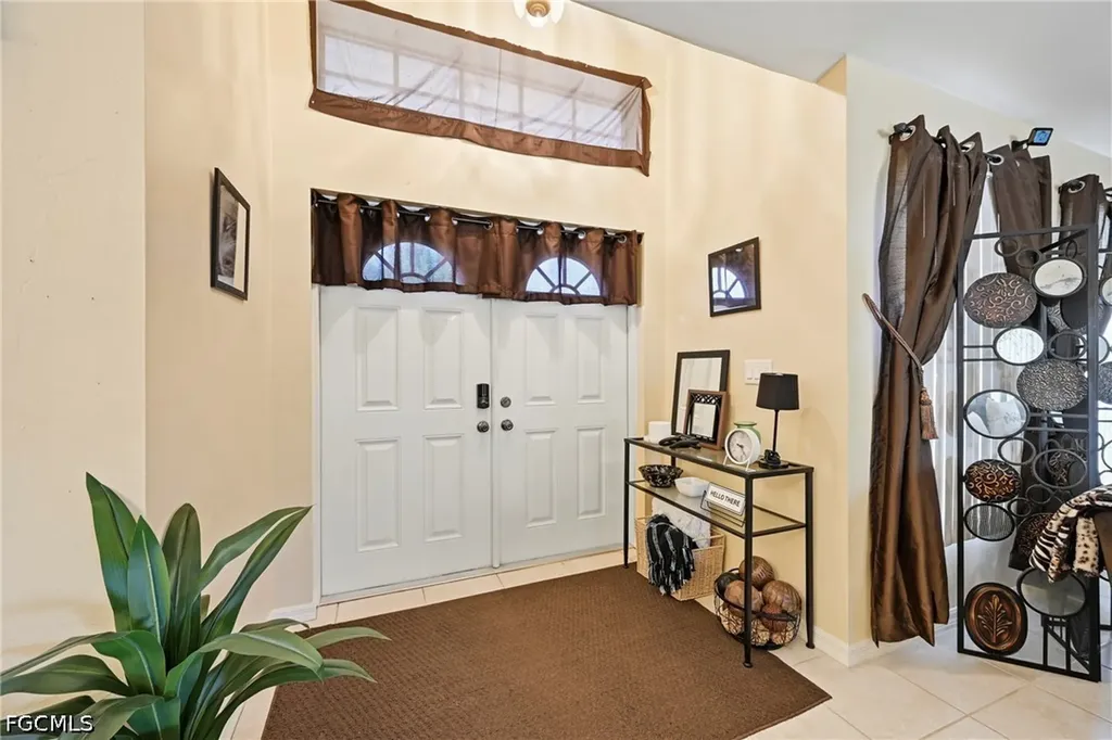 309 SE 18th Street Cape Coral FL 33990