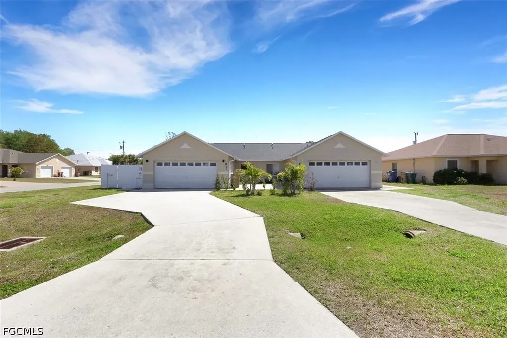 617/619 SE 12th Court Cape Coral FL 33990