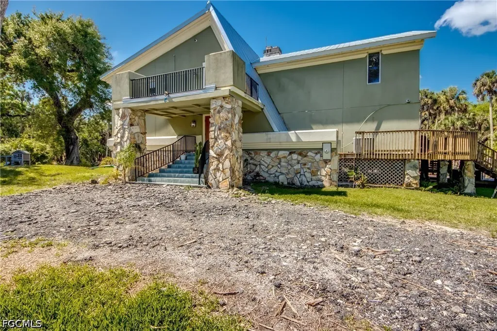 5121 Muddy Lane Fort Myers FL 33905