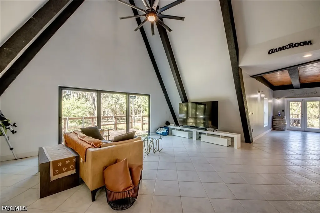 5121 Muddy Lane Fort Myers FL 33905