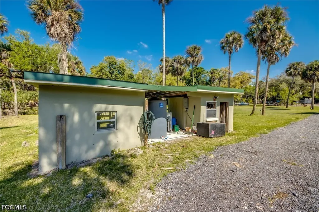 5121 Muddy Lane Fort Myers FL 33905