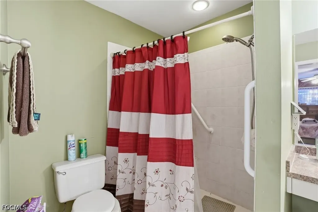 8360 Bounty Road Fort Myers FL 33967