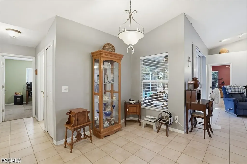8360 Bounty Road Fort Myers FL 33967