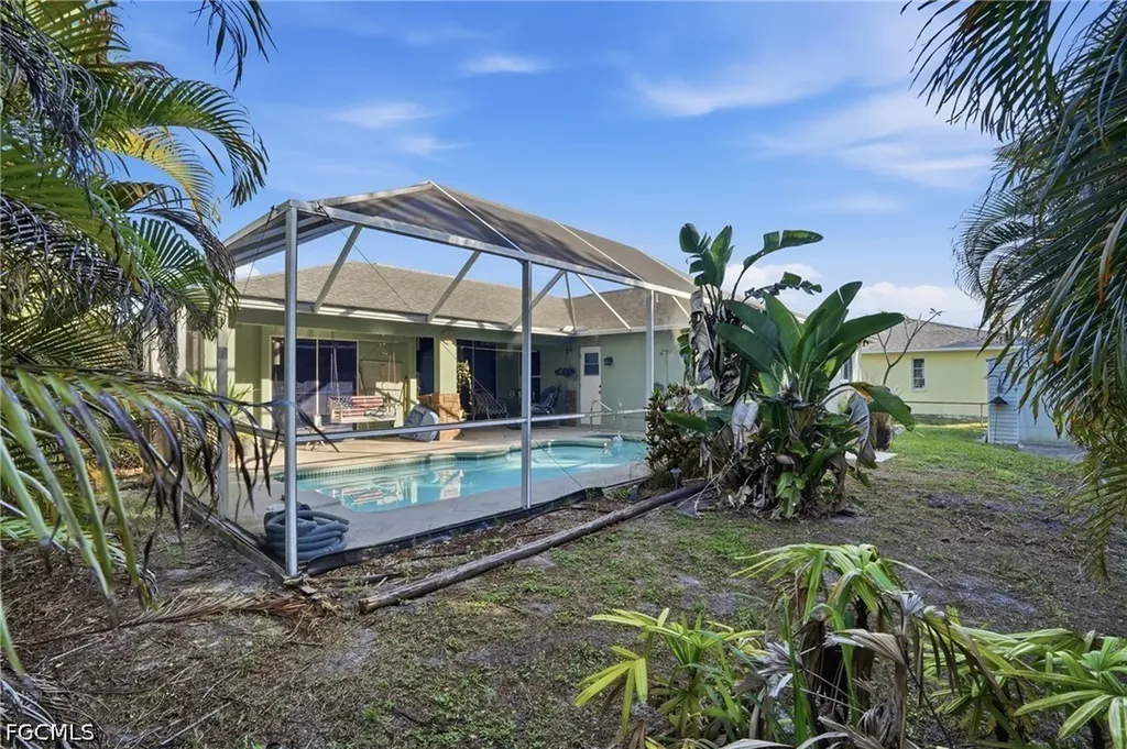 8360 Bounty Road Fort Myers FL 33967