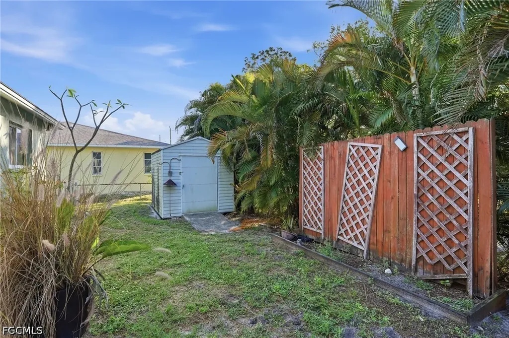 8360 Bounty Road Fort Myers FL 33967