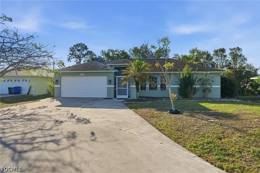 8360 Bounty Road Fort Myers FL 33967