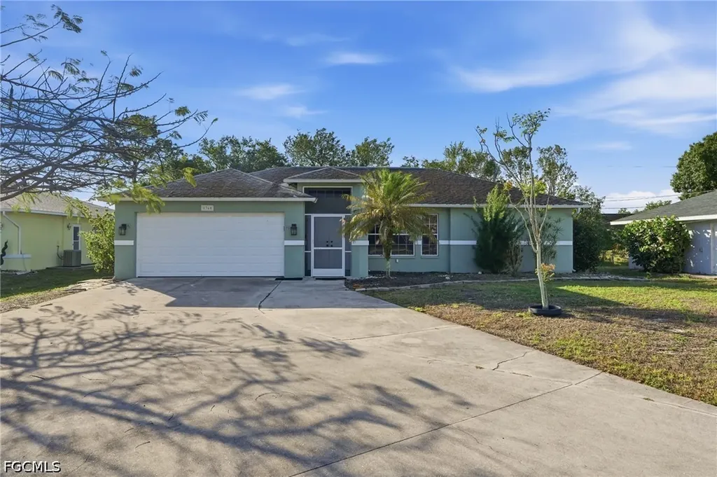 8360 Bounty Road Fort Myers FL 33967