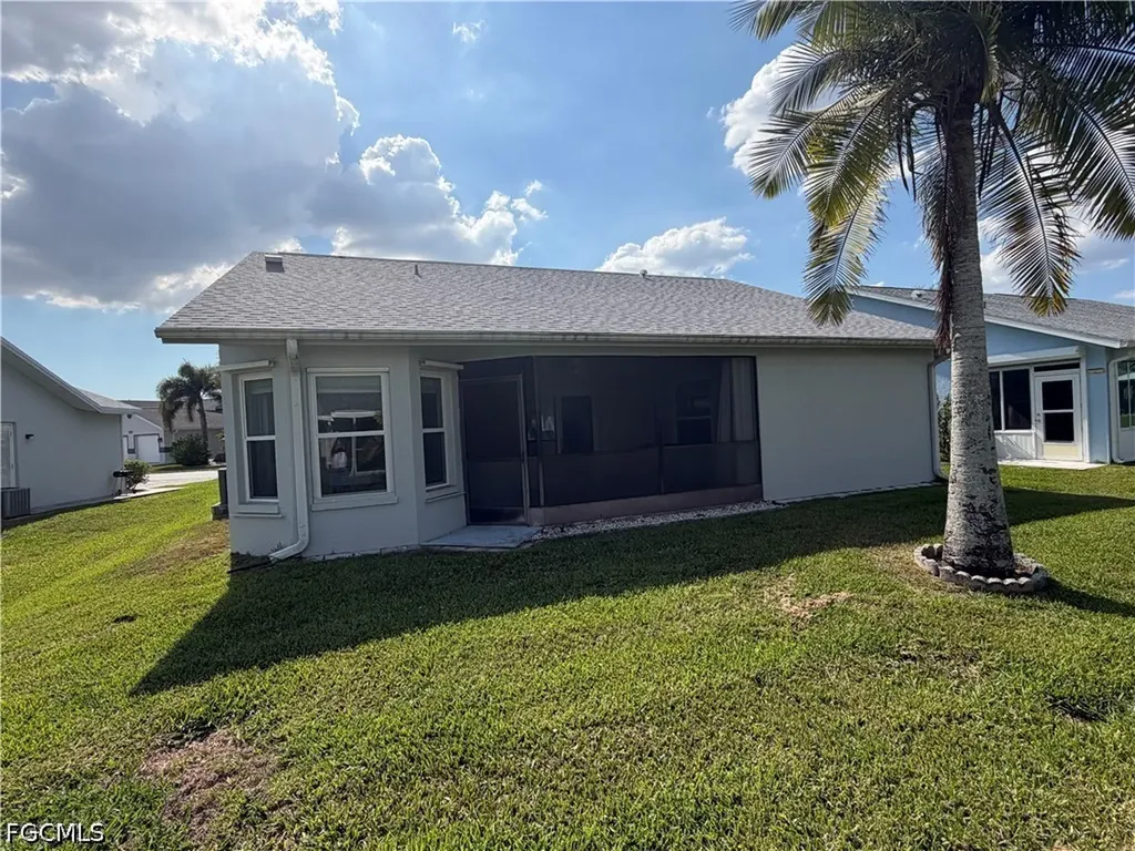 3431 Clubview Drive North Fort Myers FL 33917