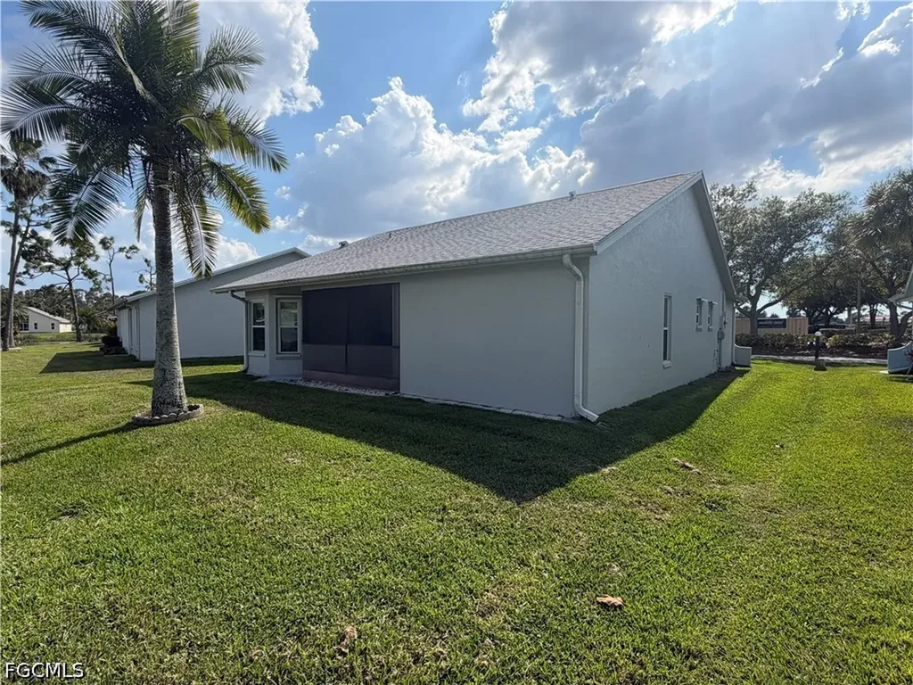 3431 Clubview Drive North Fort Myers FL 33917