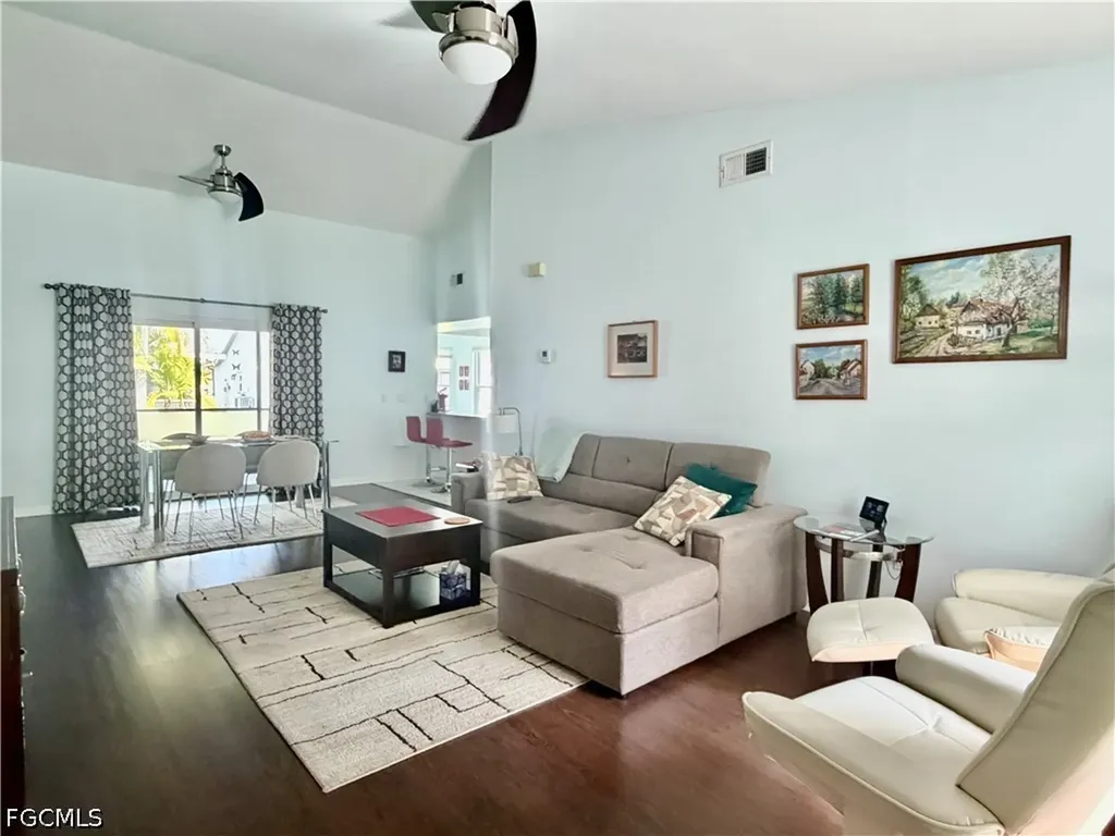 3431 Clubview Drive North Fort Myers FL 33917
