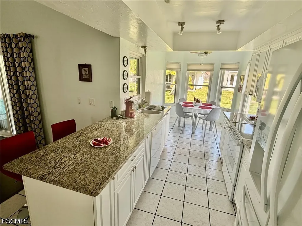 3431 Clubview Drive North Fort Myers FL 33917