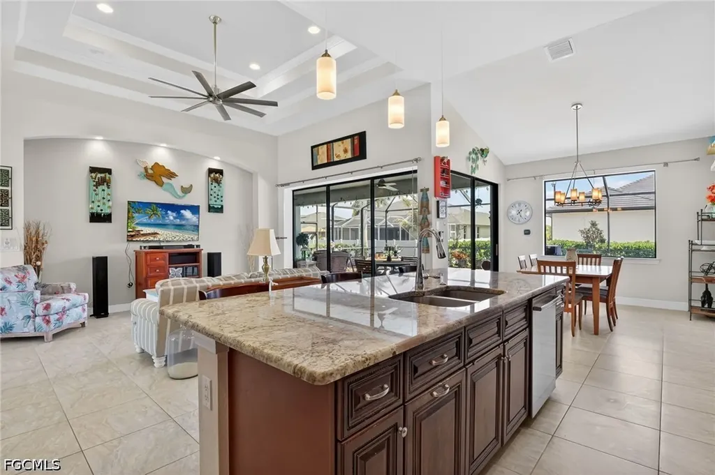 2705 SW 29th Place Cape Coral FL 33914