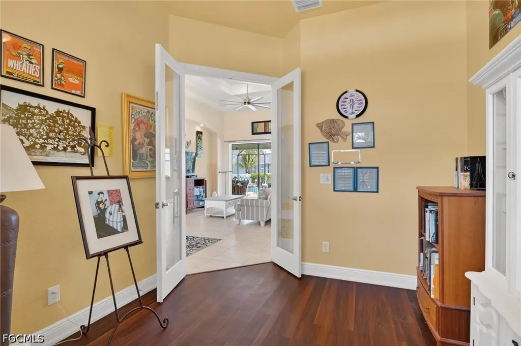 2705 SW 29th Place Cape Coral FL 33914