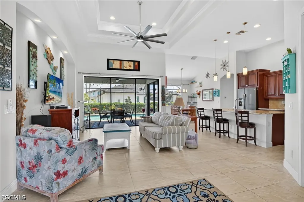 2705 SW 29th Place Cape Coral FL 33914
