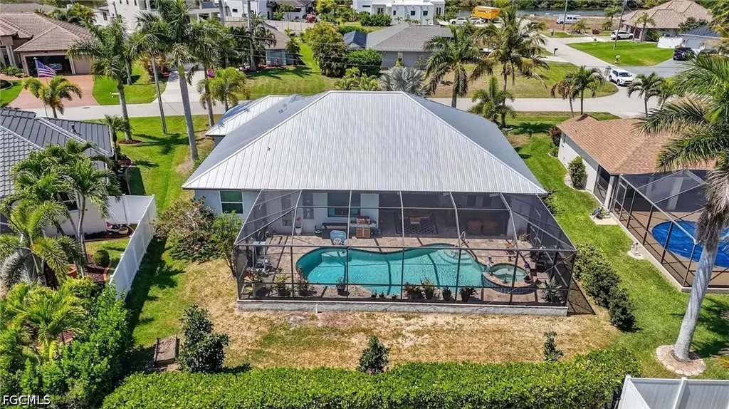 2705 SW 29th Place Cape Coral FL 33914