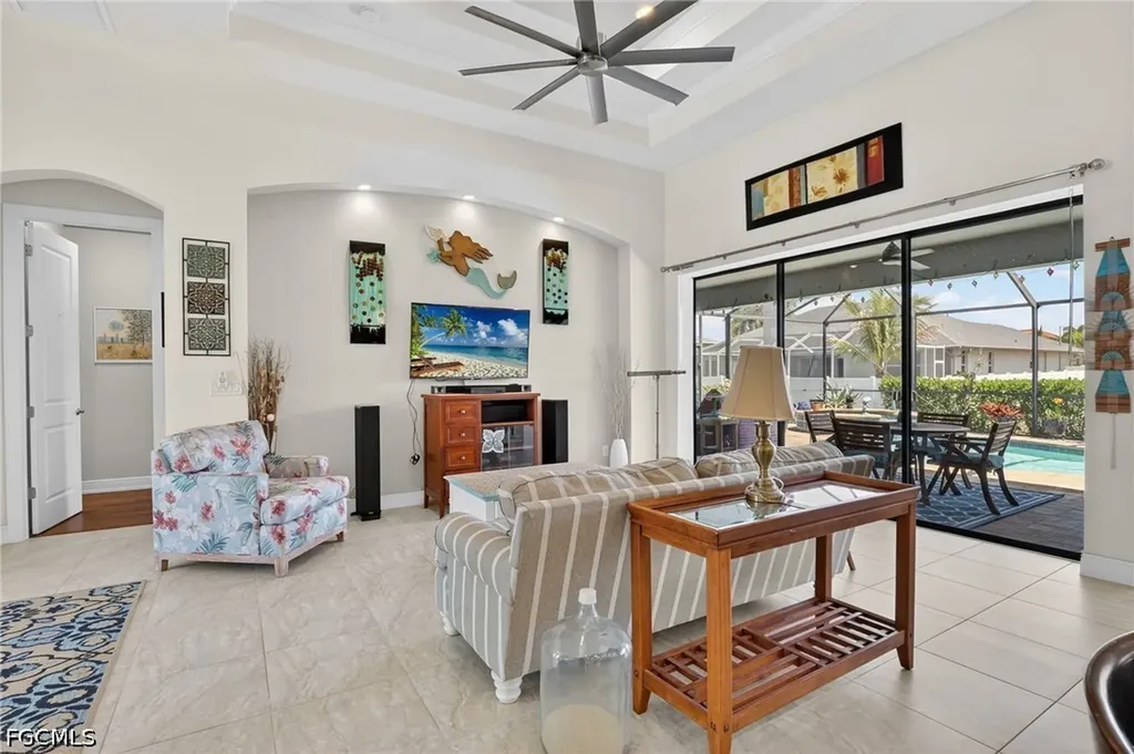 2705 SW 29th Place Cape Coral FL 33914