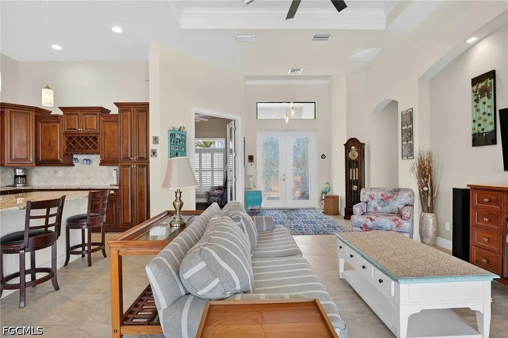 2705 SW 29th Place Cape Coral FL 33914