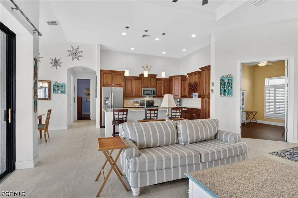 2705 SW 29th Place Cape Coral FL 33914