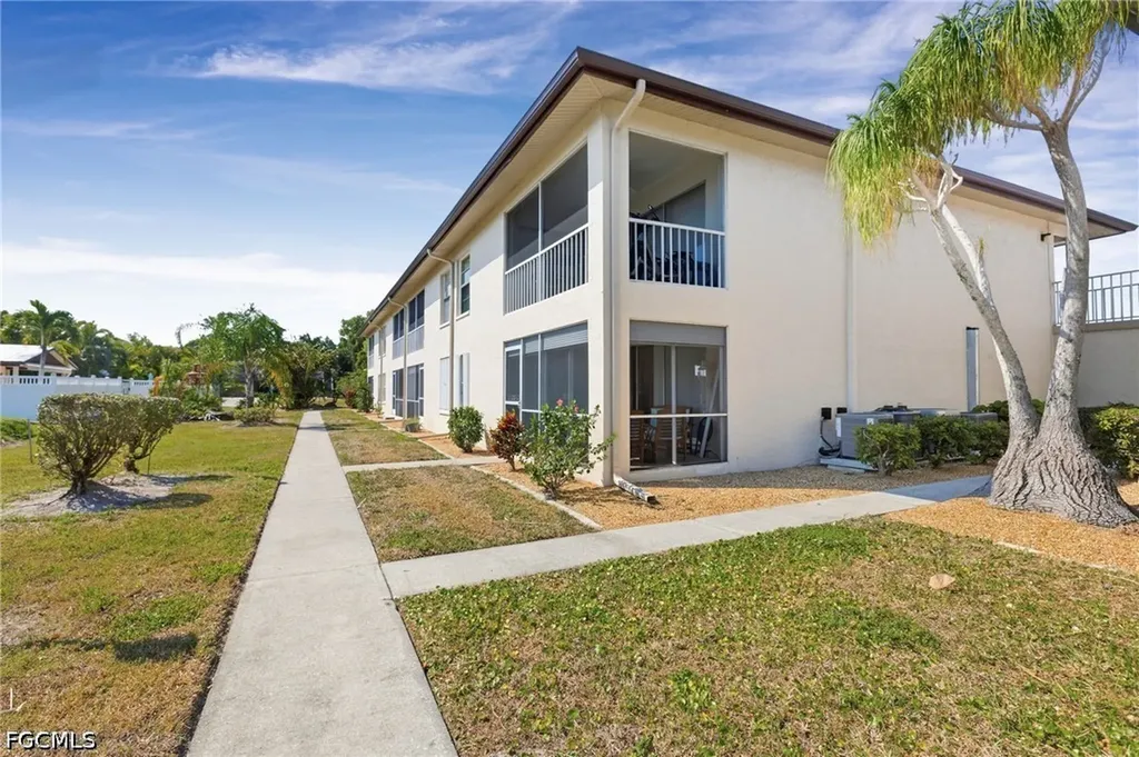 16051 Dublin Circle Fort Myers FL 33908