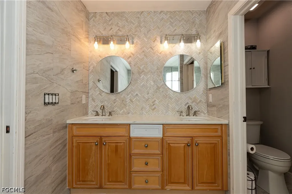 14081 Bently Circle Fort Myers FL 33912