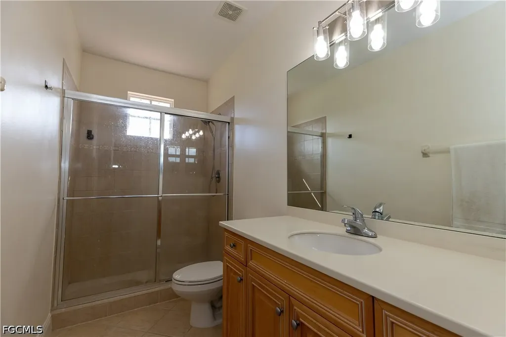 14081 Bently Circle Fort Myers FL 33912