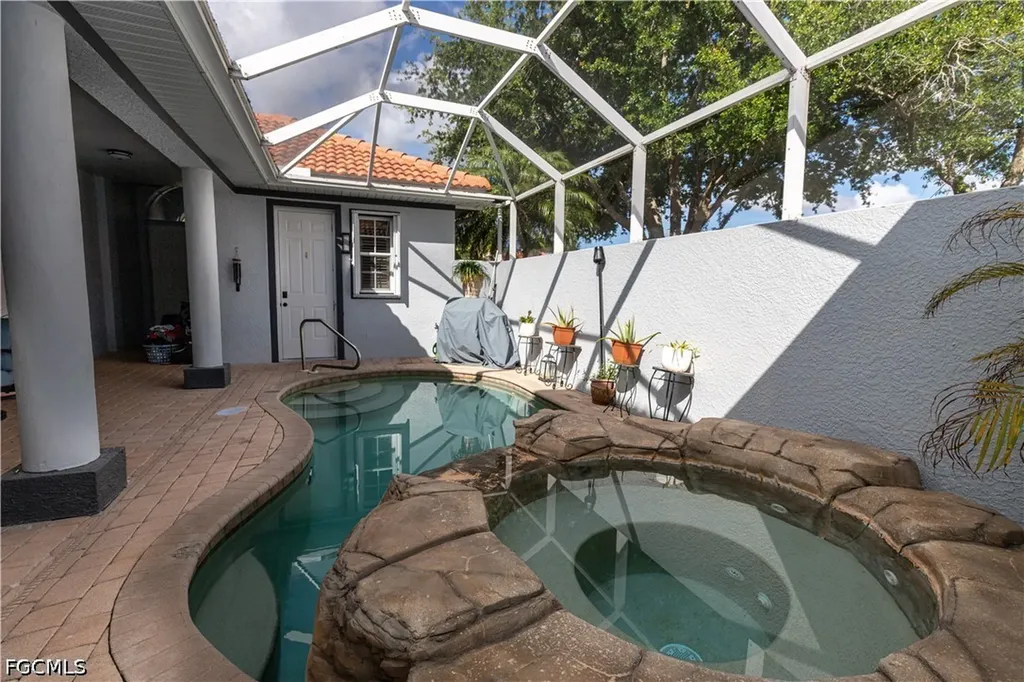 14081 Bently Circle Fort Myers FL 33912