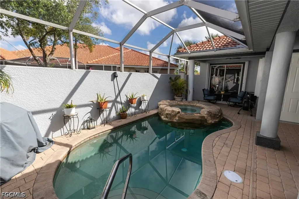 14081 Bently Circle Fort Myers FL 33912