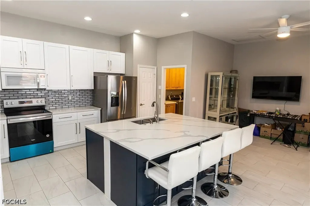14081 Bently Circle Fort Myers FL 33912