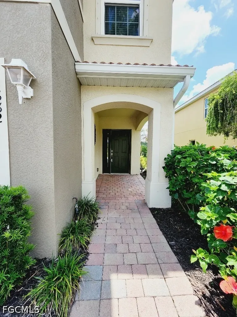 3882 Tilbor Circle Fort Myers FL 33916