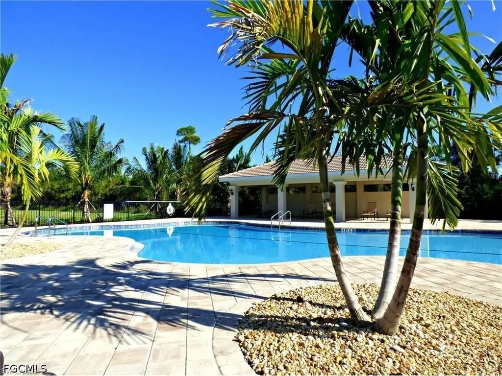3882 Tilbor Circle Fort Myers FL 33916