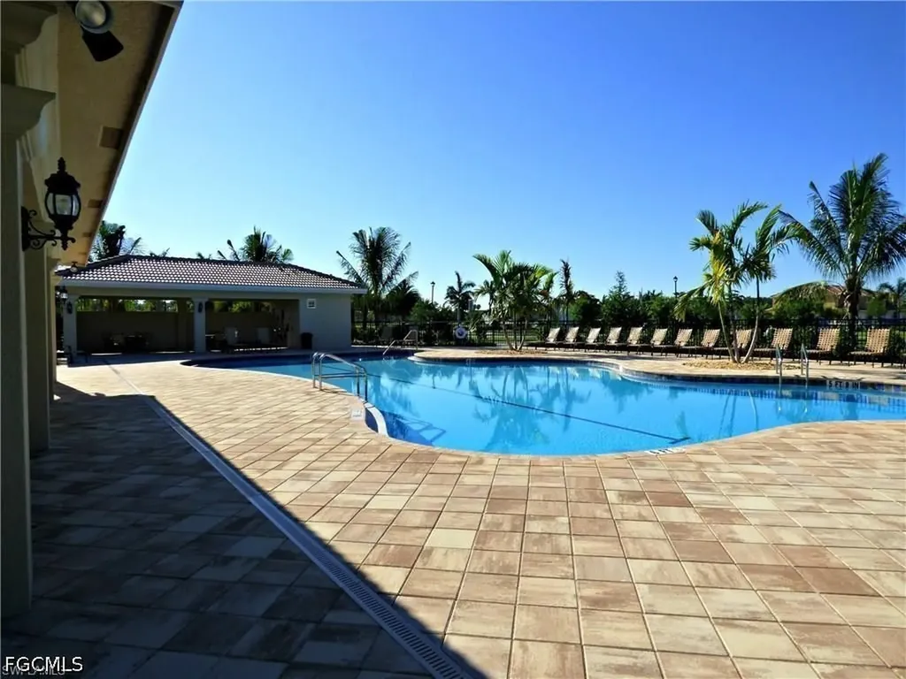 3882 Tilbor Circle Fort Myers FL 33916