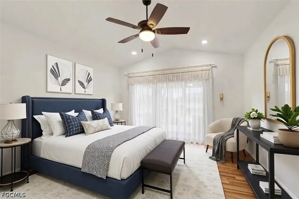2562 SW 27th Place Cape Coral FL 33914