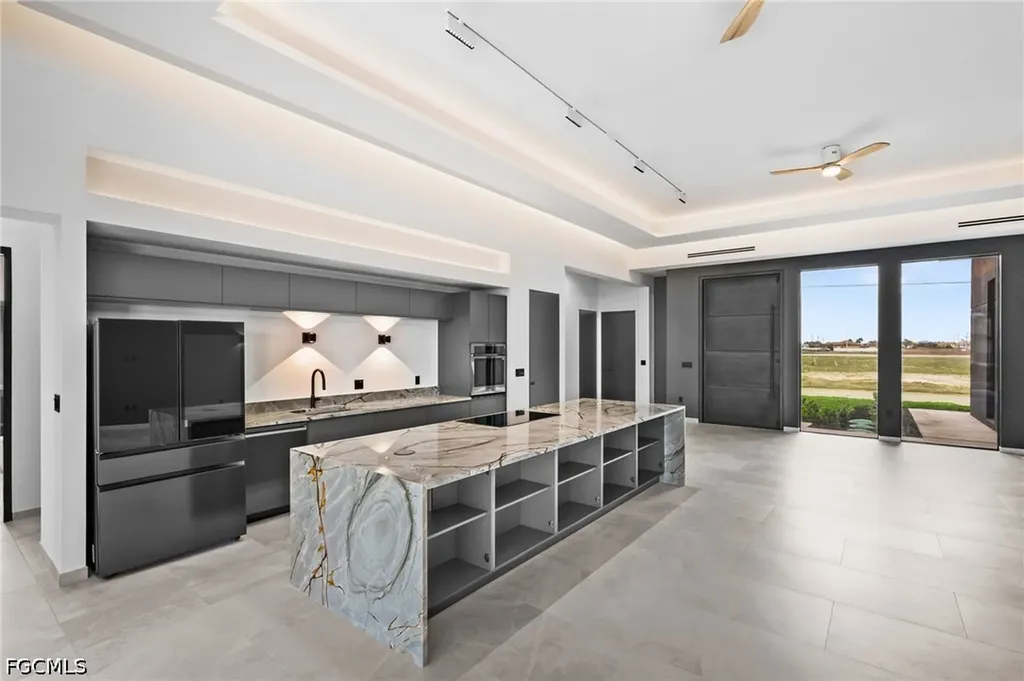 6 NW 32nd Place Cape Coral FL 33993