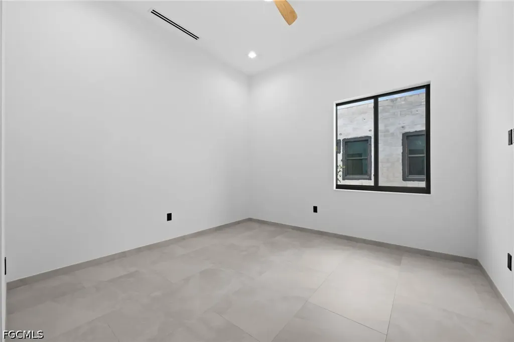 6 NW 32nd Place Cape Coral FL 33993
