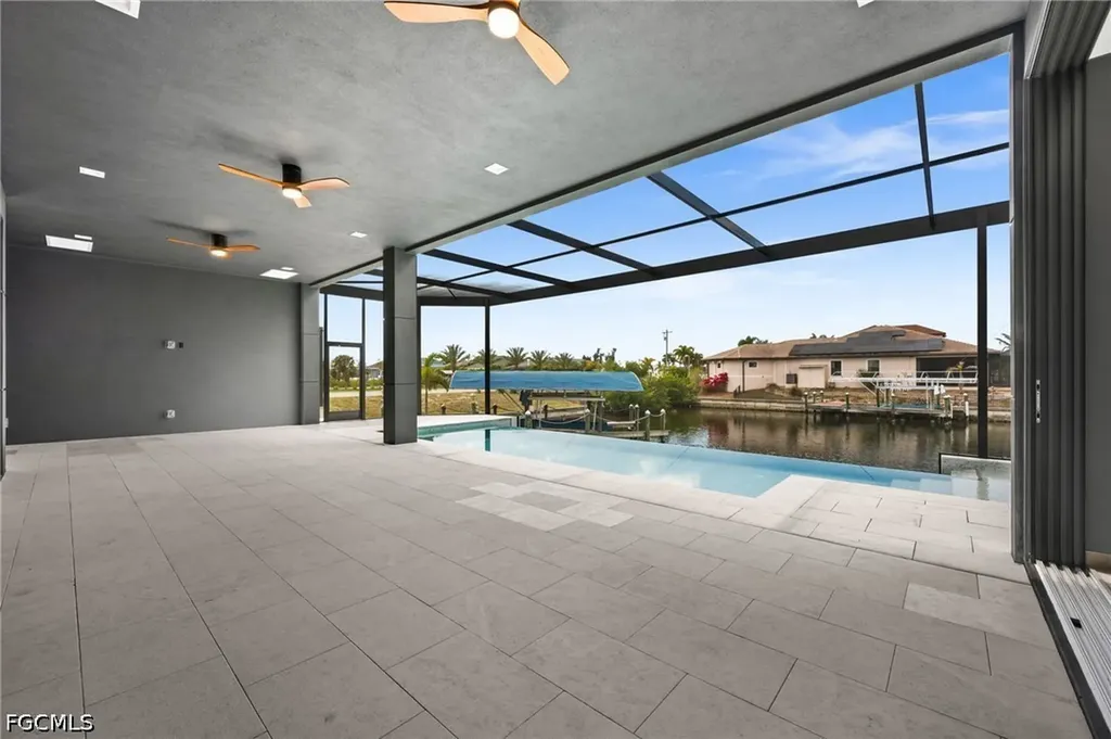 6 NW 32nd Place Cape Coral FL 33993