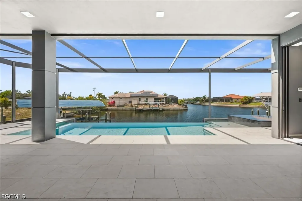 6 NW 32nd Place Cape Coral FL 33993