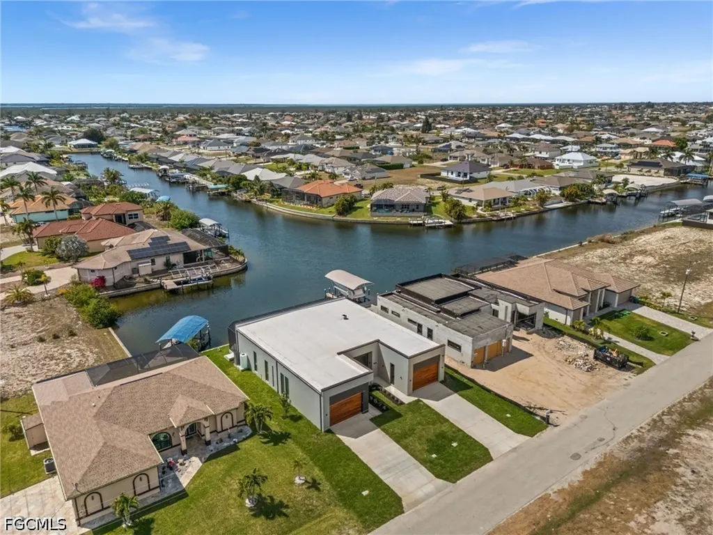 6 NW 32nd Place Cape Coral FL 33993