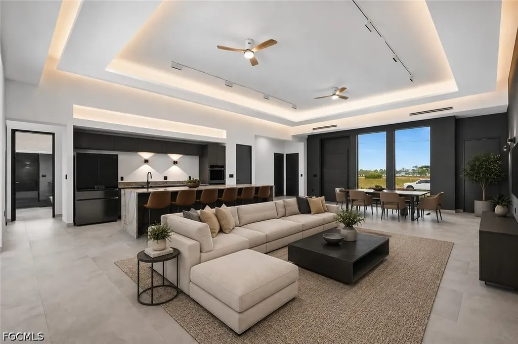 6 NW 32nd Place Cape Coral FL 33993