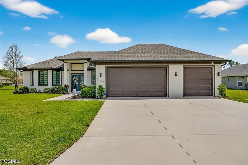 6730 Eagle Tree Court North Fort Myers FL 33917