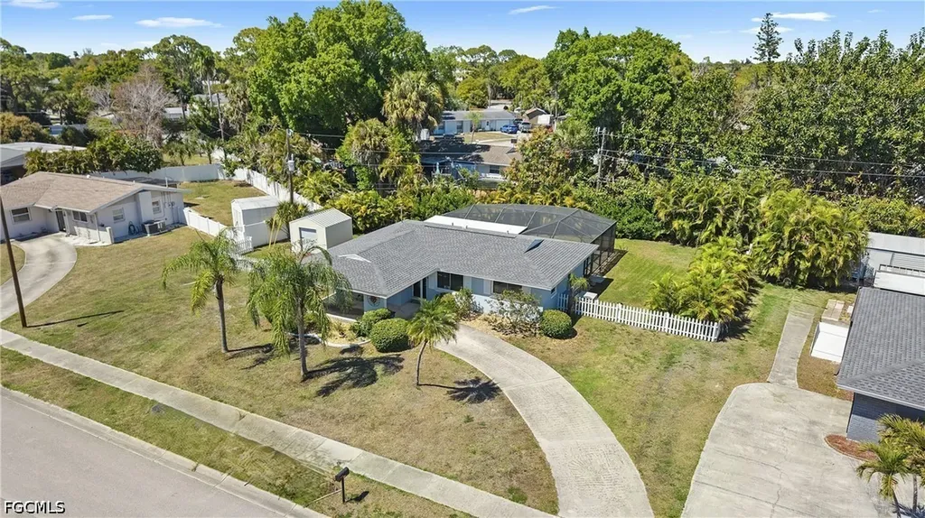 4570 Tennyson Drive North Fort Myers FL 33903
