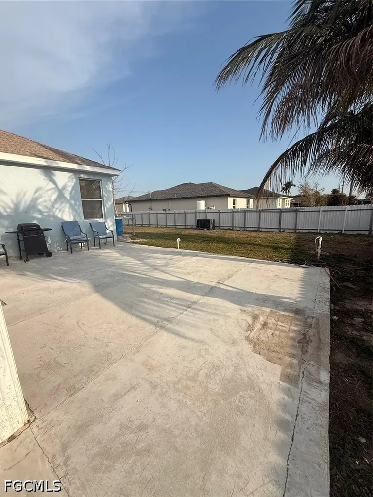 302 NW 24th Avenue Cape Coral FL 33993