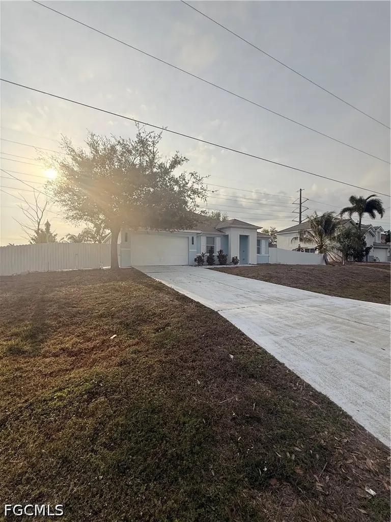 302 NW 24th Avenue Cape Coral FL 33993