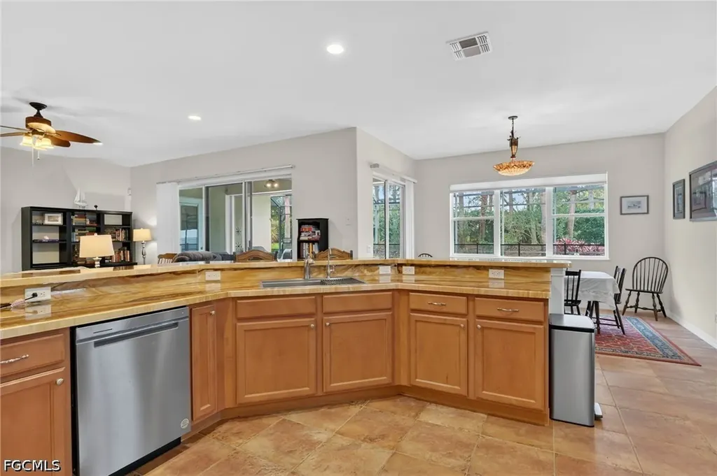 11801 Pine Timber Lane Fort Myers FL 33913