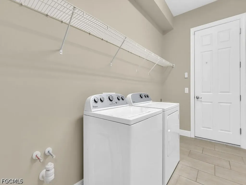 10093 Avalon Lake Circle Fort Myers FL 33913