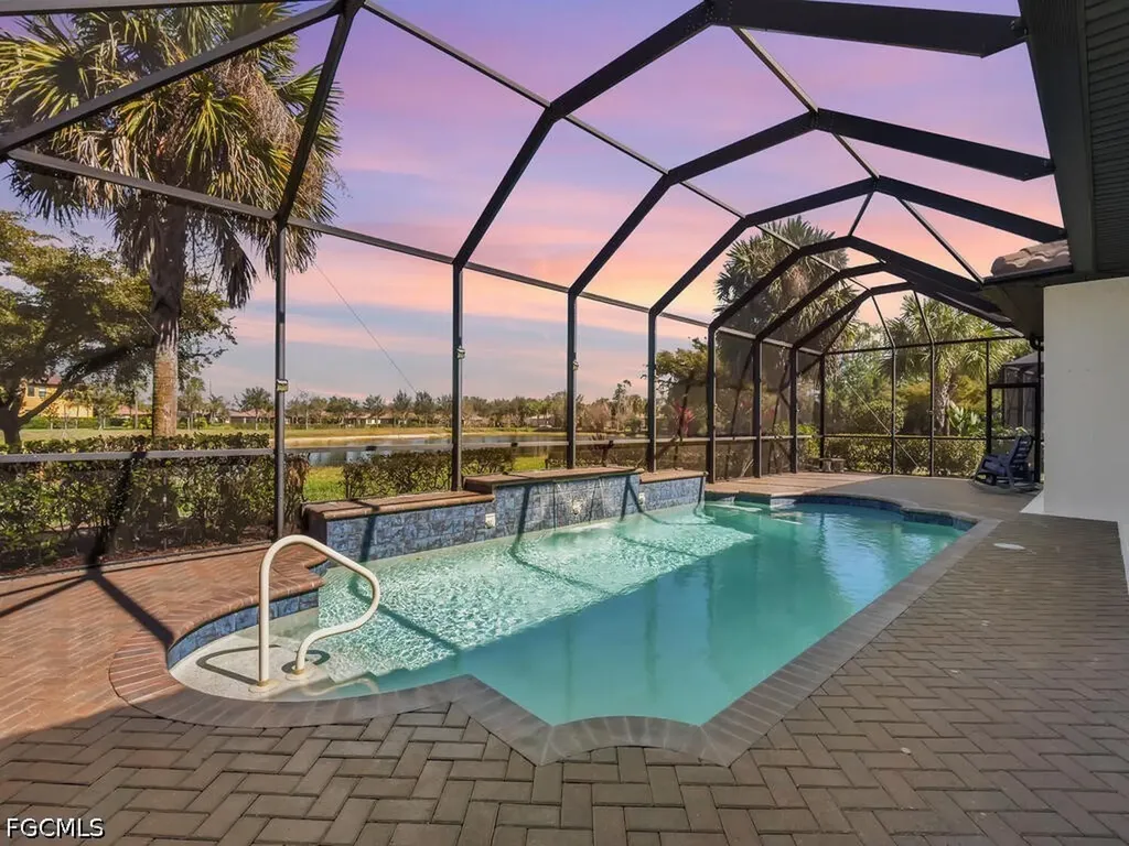 10093 Avalon Lake Circle Fort Myers FL 33913