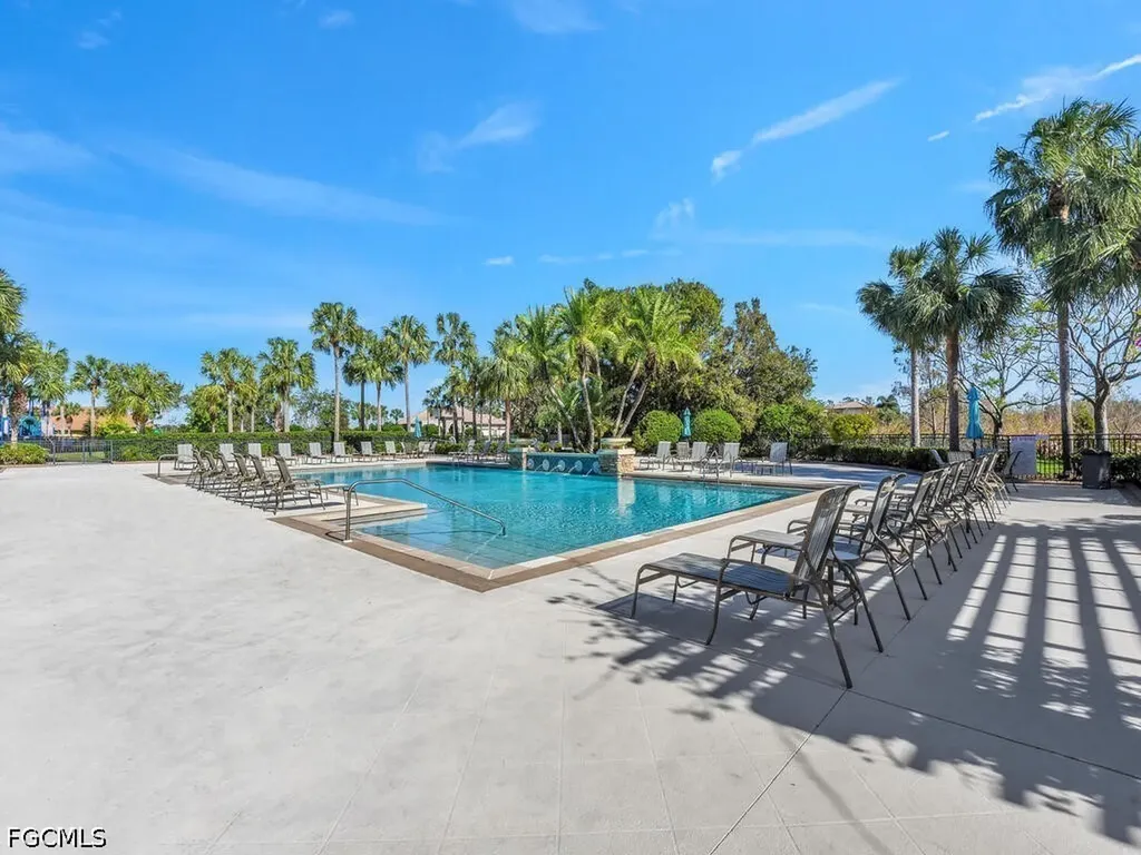 10093 Avalon Lake Circle Fort Myers FL 33913