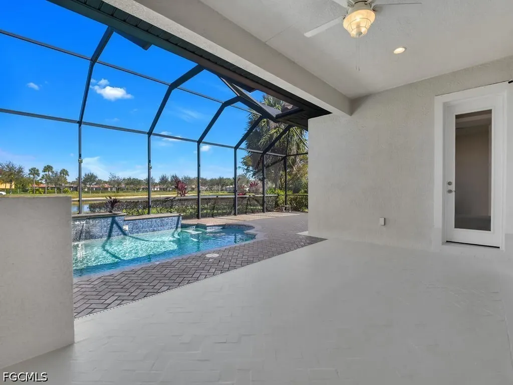 10093 Avalon Lake Circle Fort Myers FL 33913
