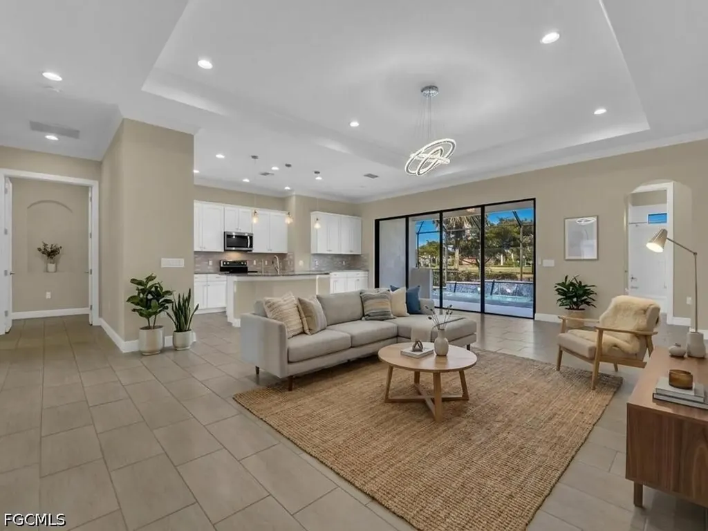 10093 Avalon Lake Circle Fort Myers FL 33913